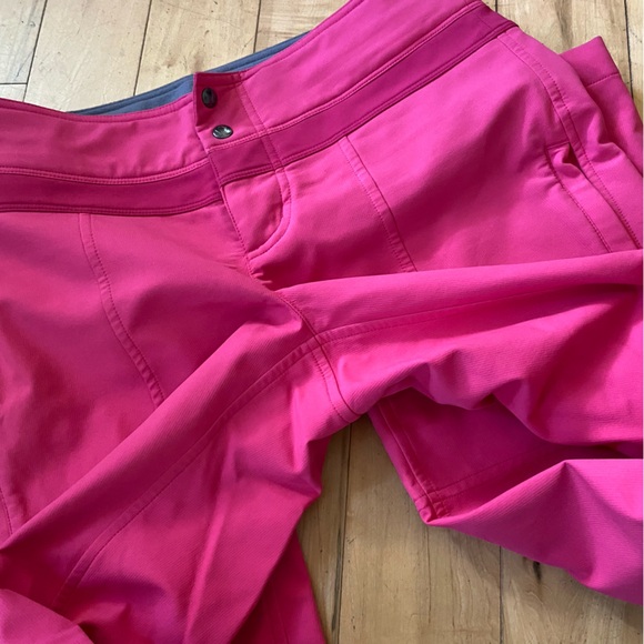 RARE Lululemon Bright Pink Snowpants - Size 4 - Picture 5 of 11